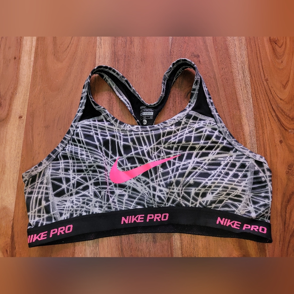 XL Nike Pro sports bra